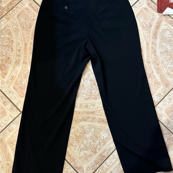 Liz Claiborne Black Classic Trousers - Picture 7 of 8